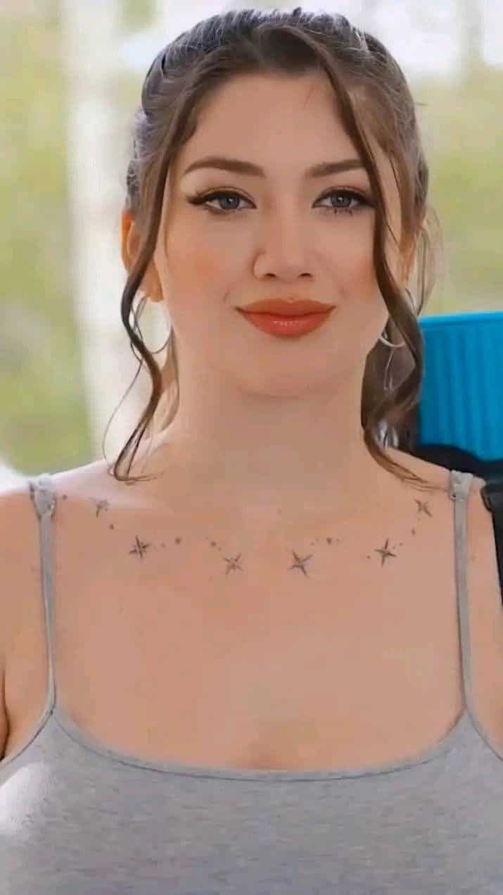 Girl Booking Hotel — soft-focus background with sharp subject detail — booking in Pakistan — gallery 16/20 — asset 19